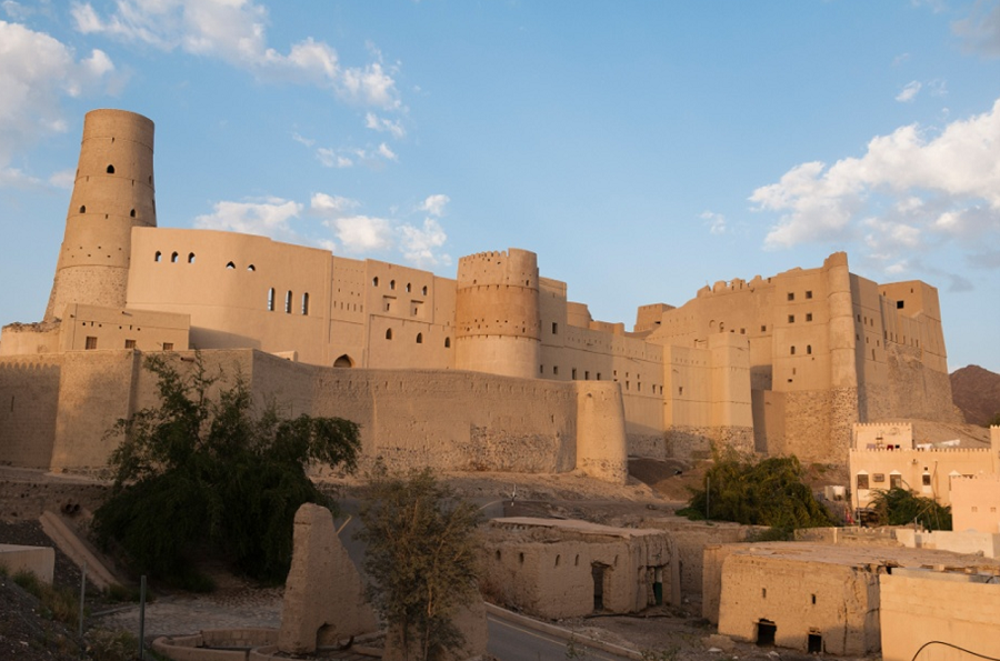 nakhal-castle
