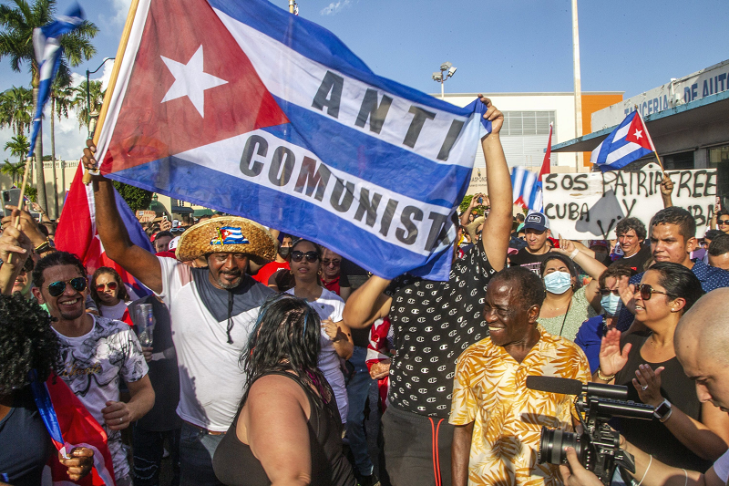 anti-commie-cubans