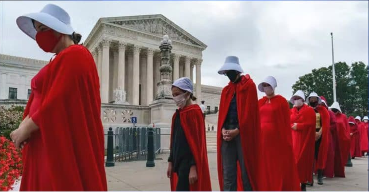 red-robe-rally