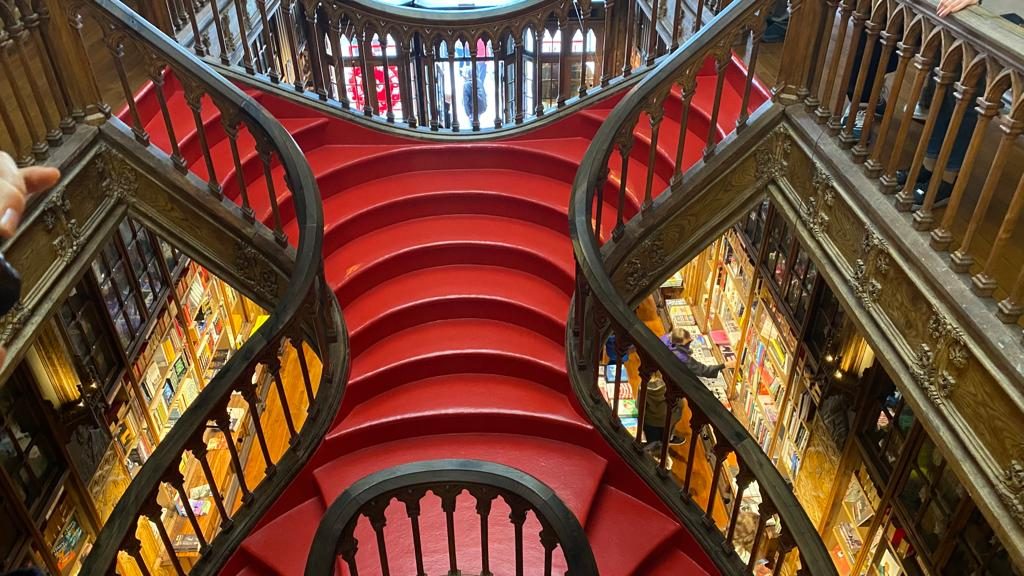 livraria-lello-bookstore