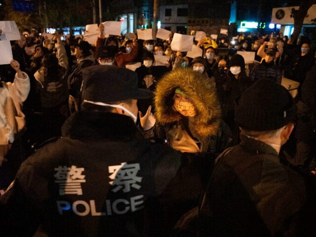 chin-protesters